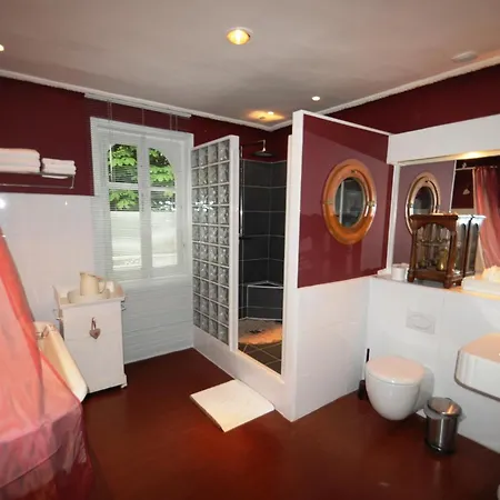 La Gloriette Bed & Breakfast