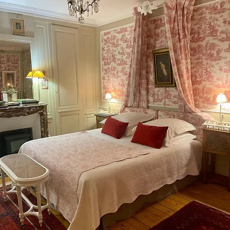 La Gloriette Nocleg ze śniadaniem 4*