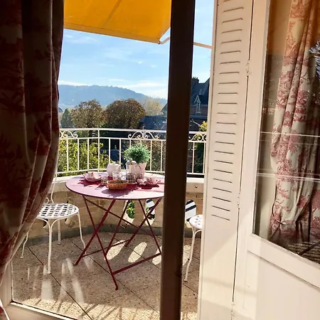 La Gloriette Nocleg ze śniadaniem 4*